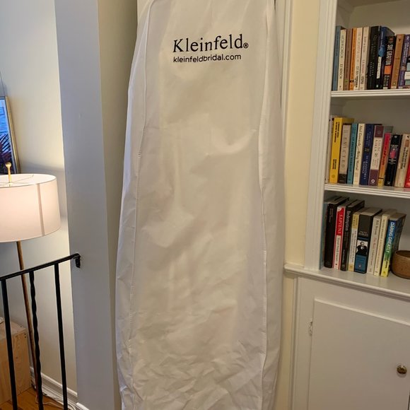 KLEINFELD BRIDAL Unaltered Wedding Gown - Picture 14 of 14